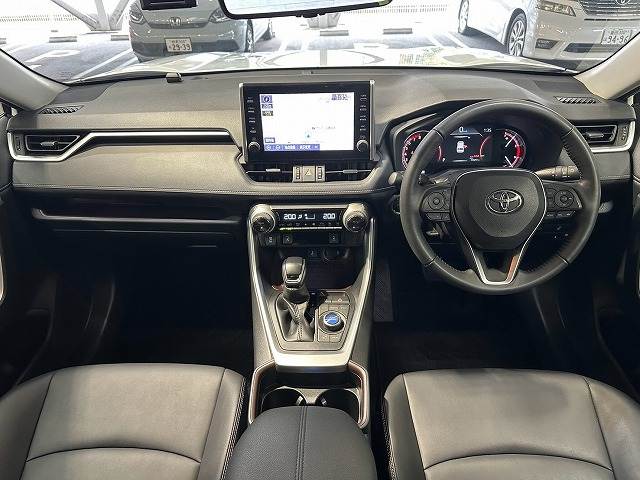 トヨタRAV4G “Z package” 内装他