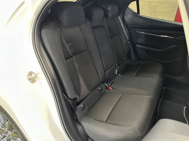 マツダ MAZDA3 FASTBACKの画像12