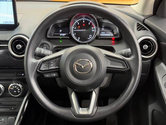 マツダ MAZDA2の画像13