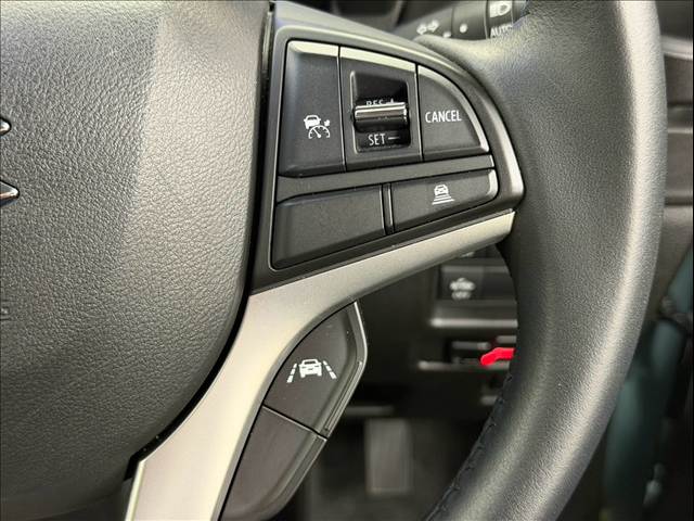 ハスラータフワイルド　ＡｐｐｌｅＣａｒＰｌａｙ／全方位カメラ／シートヒーター／コーナーセンサー／衝突軽減ブレーキ／レーンキープアシスト／クルーズコントロール／ＥＴＣ／プッシュスタート／スマートキー 内装他