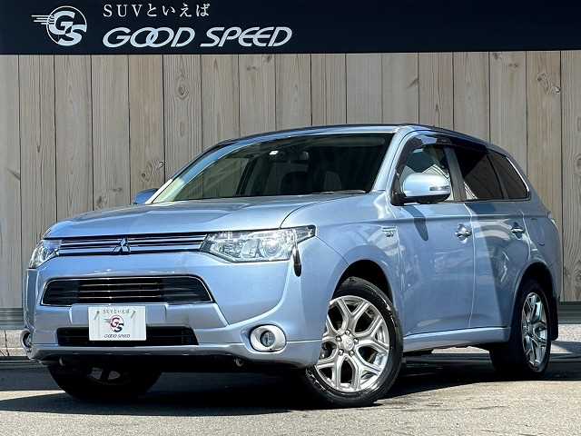 三菱 アウトランダーPHEV G プレミアムパッケージ