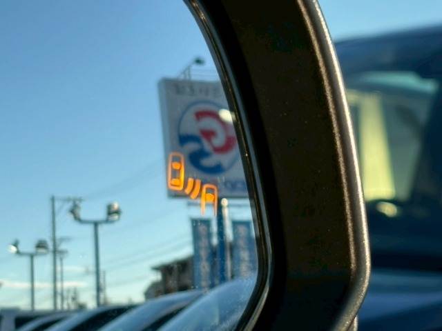 トヨタ ヴォクシーの画像8