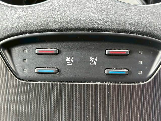 トヨタ ハリアーハイブリッドの画像7