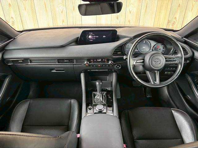 マツダ MAZDA3 FASTBACKの画像3