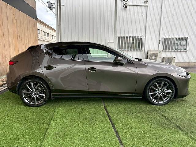 マツダ MAZDA3 FASTBACKの画像17