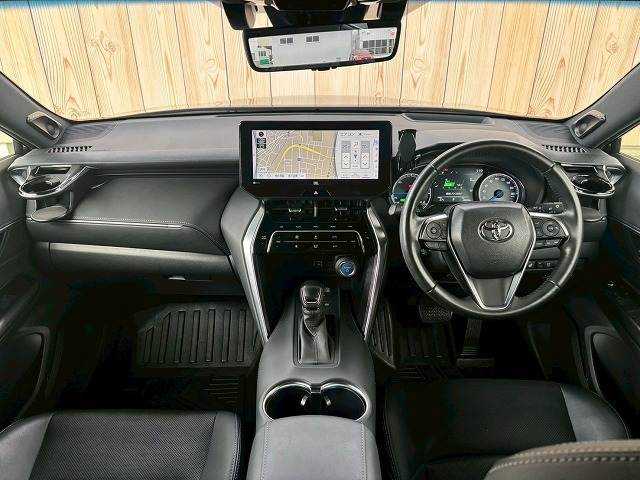 ハリアーハイブリッドZ “Leather Package” 内装他