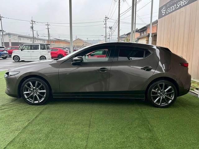 マツダ MAZDA3 FASTBACKの画像16
