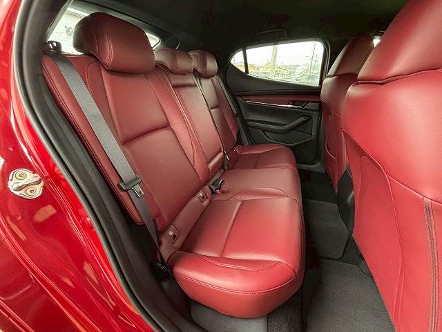 マツダ MAZDA3 FASTBACKの画像13