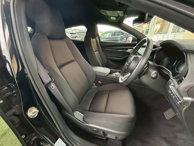 マツダ MAZDA3 FASTBACKの画像12