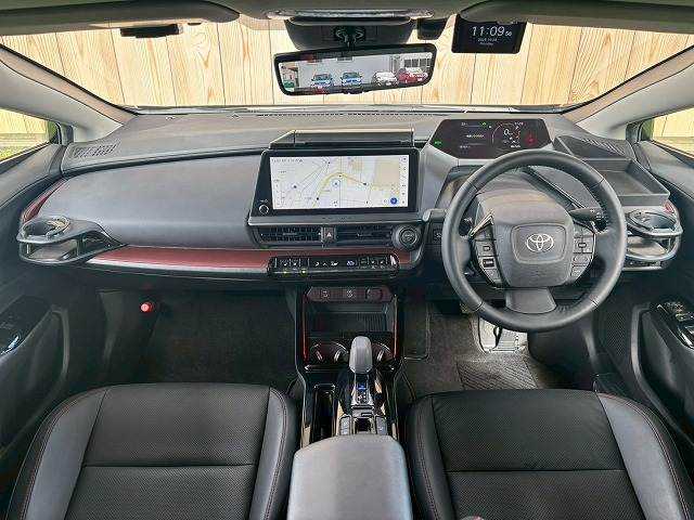 プリウスZ 内装他