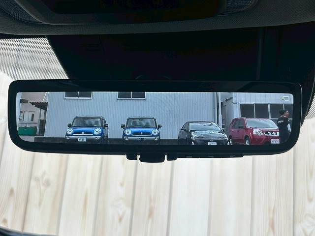 プリウスZ 内装他