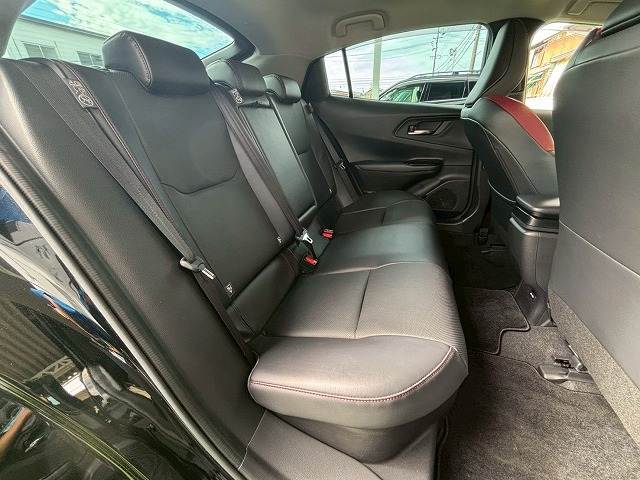 トヨタ プリウスの画像13