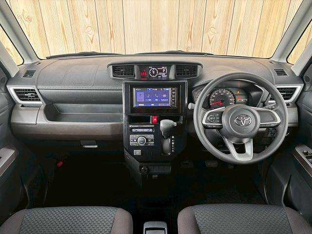 ルーミーG 内装他