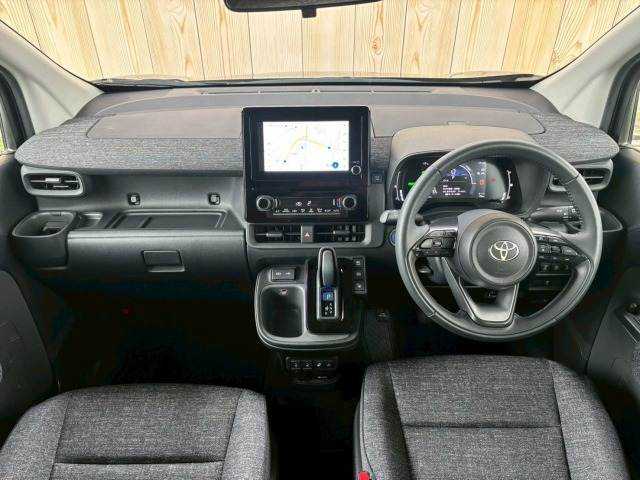 シエンタハイブリッドZ 内装他