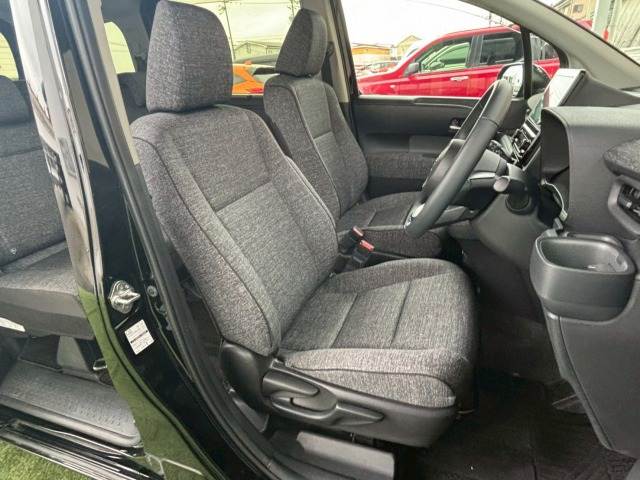 トヨタ シエンタハイブリッドの画像11