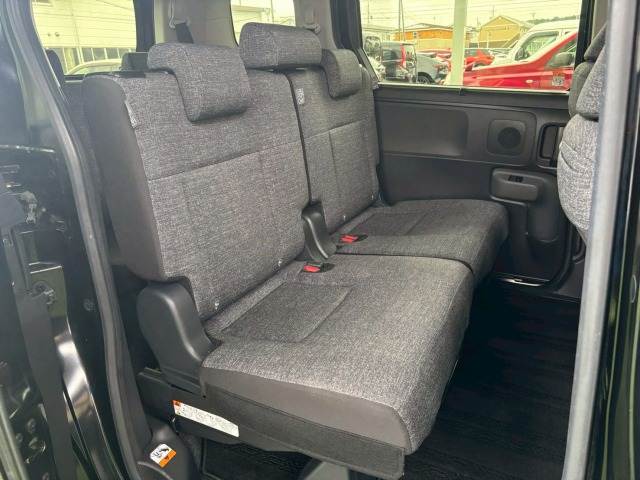 トヨタ シエンタハイブリッドの画像12