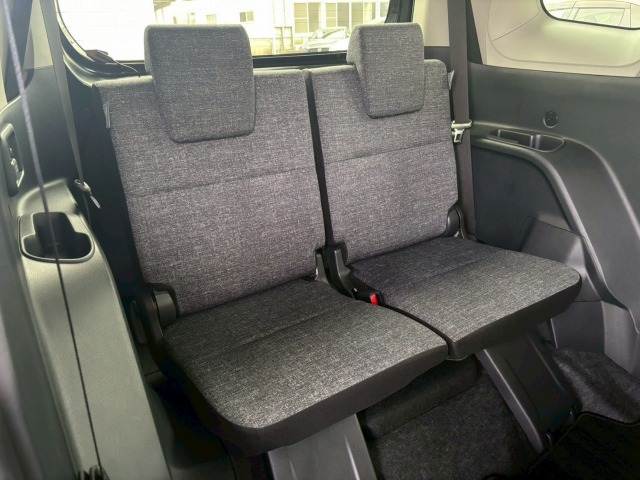 トヨタ シエンタハイブリッドの画像13