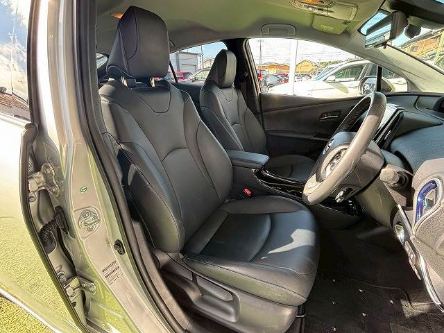 トヨタ プリウスの画像13