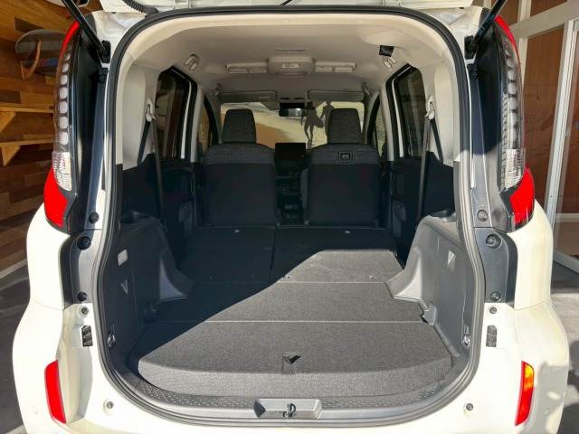 トヨタ シエンタハイブリッドの画像15