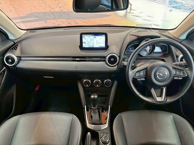 マツダ MAZDA2の画像3