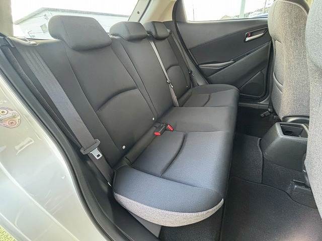 マツダ MAZDA2の画像14