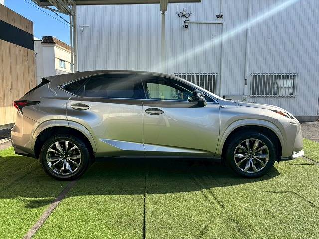 レクサス NXの画像16