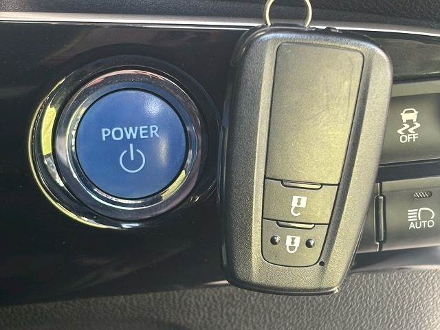 トヨタ プリウスの画像12