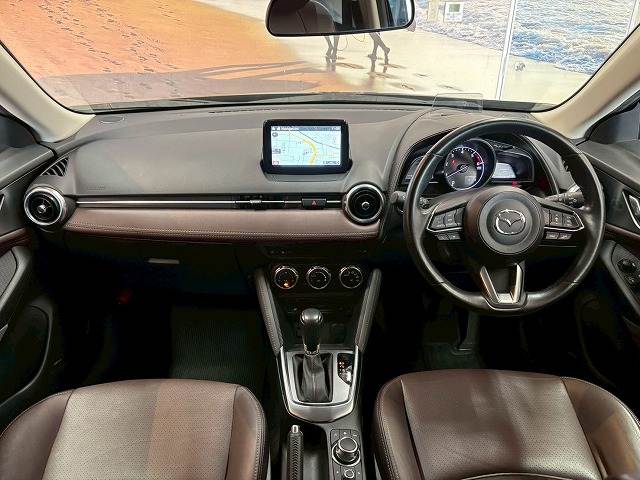 CX-3XD Noble Brown 内装他