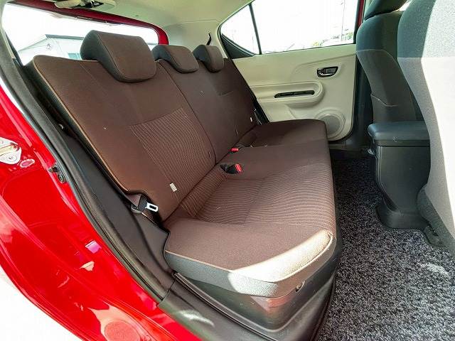 トヨタ アクアの画像13