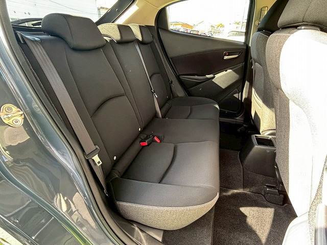 マツダ MAZDA2の画像14