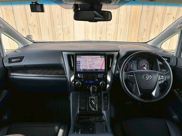 ヴェルファイアZ“G エディション” 内装他