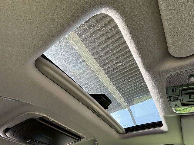 トヨタ&nbsp;ヴェルファイアの画像8