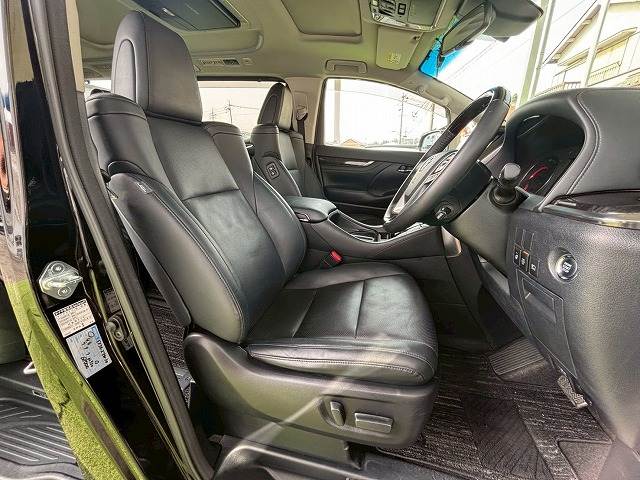 トヨタ&nbsp;ヴェルファイアの画像12