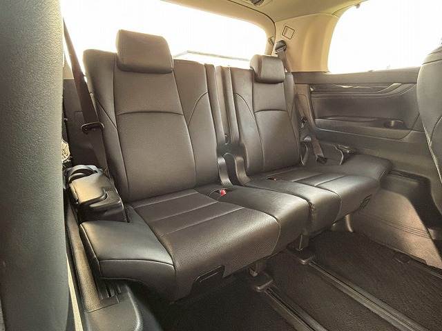 トヨタ&nbsp;ヴェルファイアの画像14