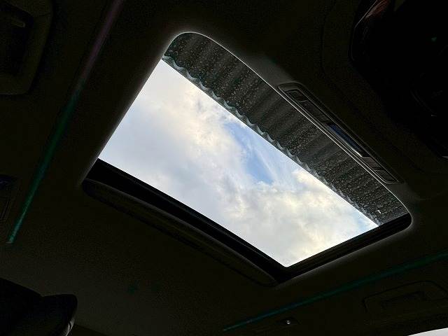 トヨタ&nbsp;アルファードの画像8