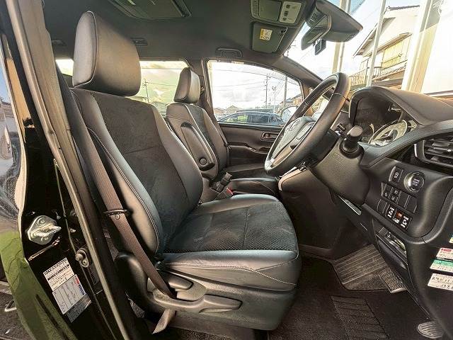 トヨタ&nbsp;ヴォクシーの画像12