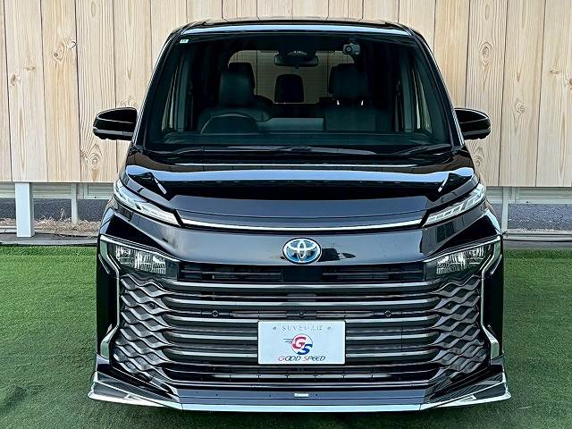 トヨタ&nbsp;ヴォクシーハイブリッドの画像4