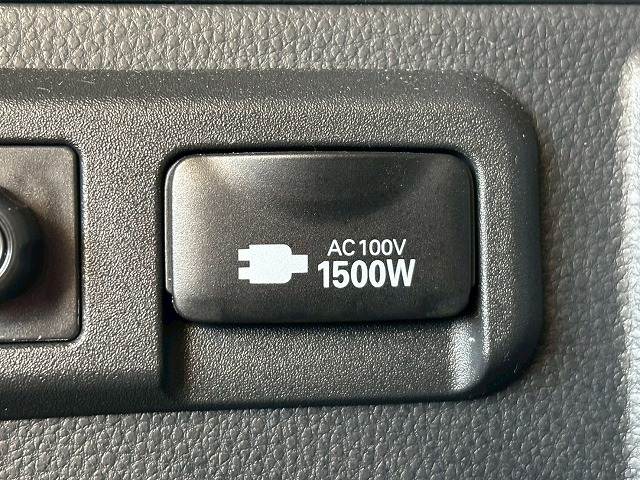 トヨタ&nbsp;ヴォクシーハイブリッドの画像9