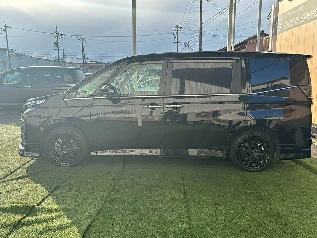 トヨタ&nbsp;ヴォクシーハイブリッドの画像16