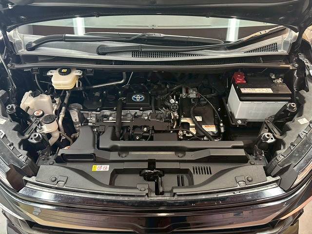 トヨタ&nbsp;ヴォクシーハイブリッドの画像18