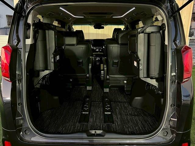 トヨタ&nbsp;アルファードの画像15