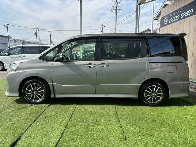 トヨタ&nbsp;ヴォクシーの画像16