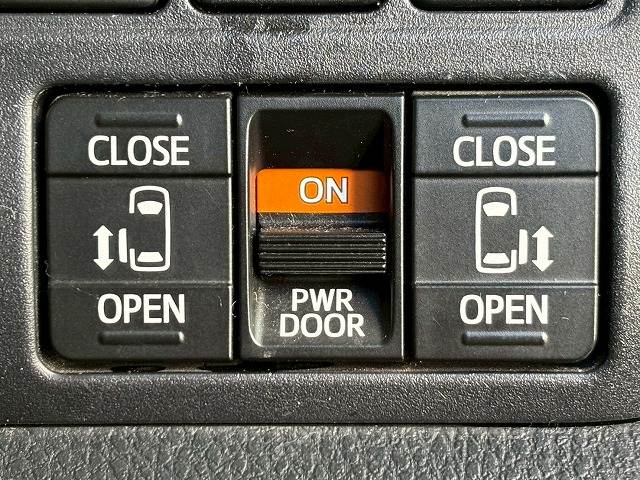 トヨタ&nbsp;ヴォクシーの画像10