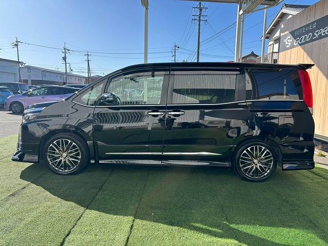 トヨタ&nbsp;ヴォクシーの画像16