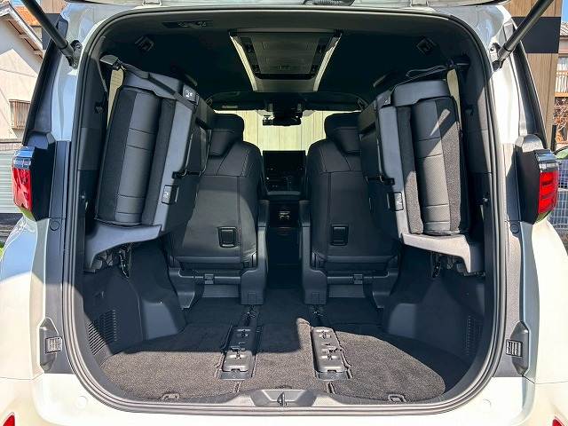 トヨタ&nbsp;アルファードの画像15