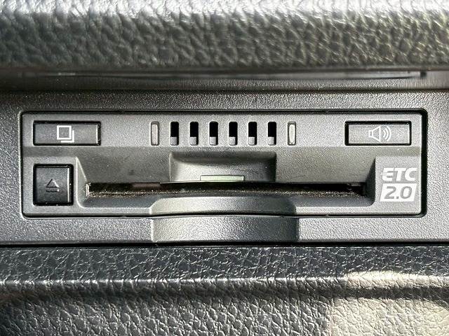 トヨタ エスクァイアハイブリッドの画像10