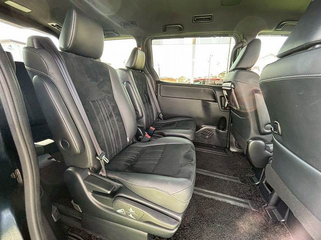 トヨタ エスクァイアハイブリッドの画像13