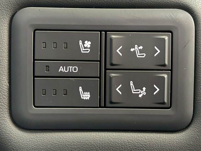 トヨタ ヴェルファイアハイブリッドの画像10