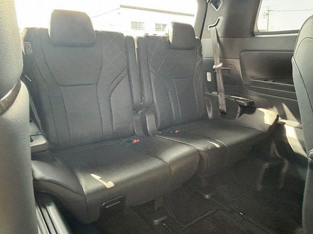 トヨタ ヴェルファイアハイブリッドの画像14