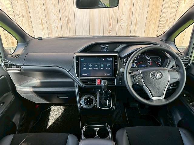 トヨタ&nbsp;ノアの画像3